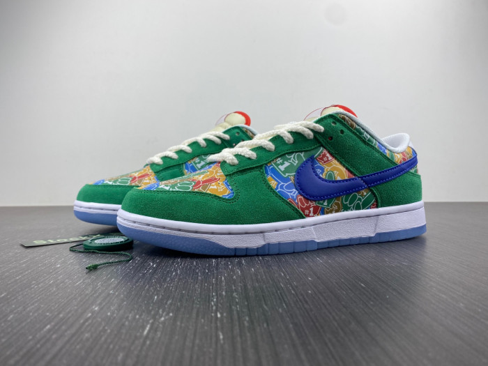 Nike DUNK LOW 