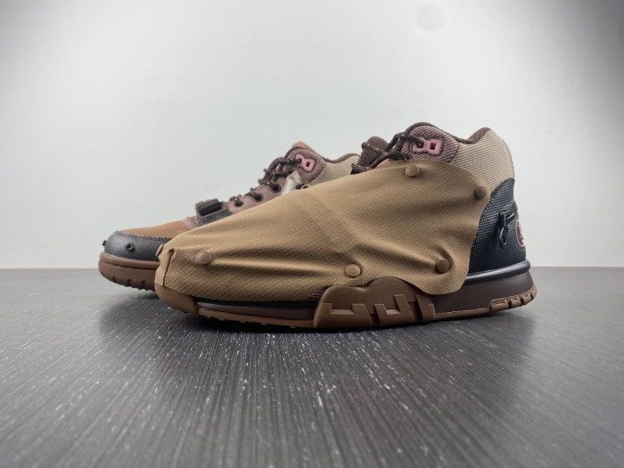 Nike TRAVIS SCOTT X AIR TRAINER 1 SP 