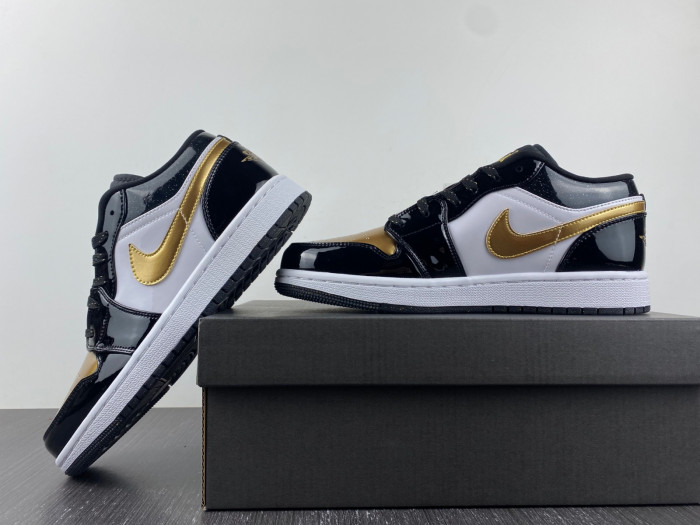 AIR JORDAN 1 LOW SE GS 