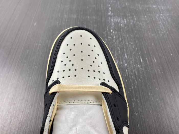 Air Jordan AJ1 Low OG SP TRAVIS SCOTT CQ4277-105