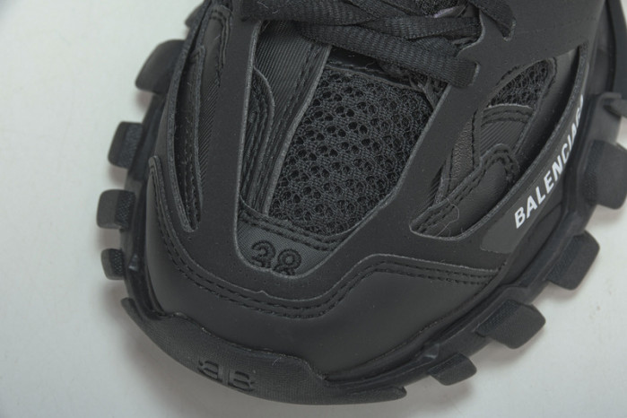 BL TRIPLE S TRAINERS