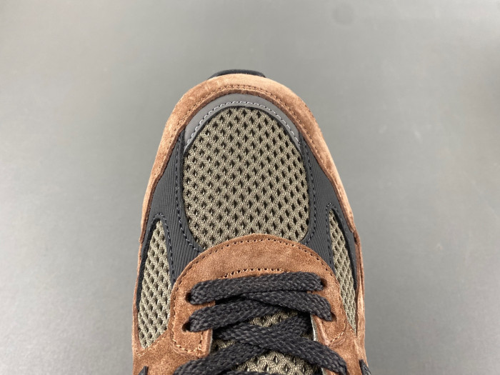 new balance NB M2010BRN