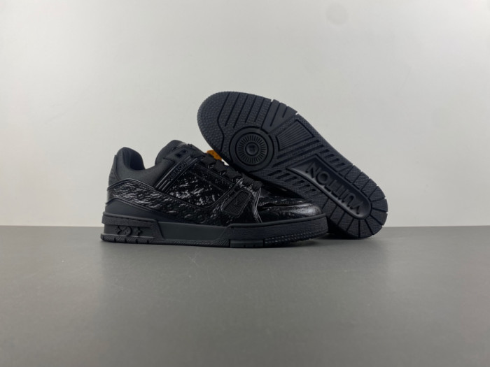 l0*is V*t0n lv trainer lvt-198