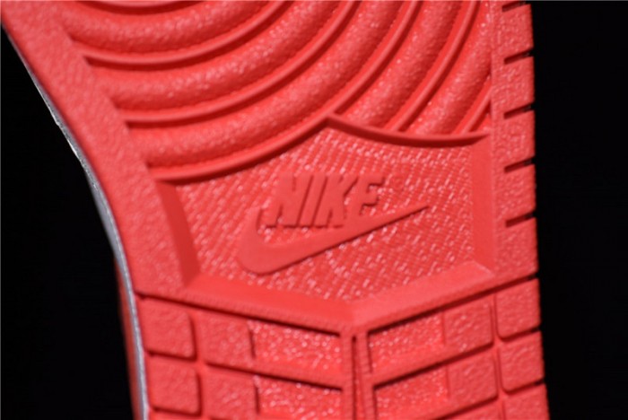Air Jordan 1 Retro Track Red 555088 -112
