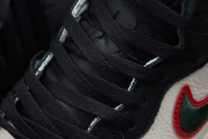 Air Jordan 1 Sports Illustrated A Star Is Born 555088-015