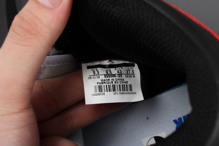 AIR JORDAN 1 High OG “Black Toe” white/ black-varsity red mens 555088-125