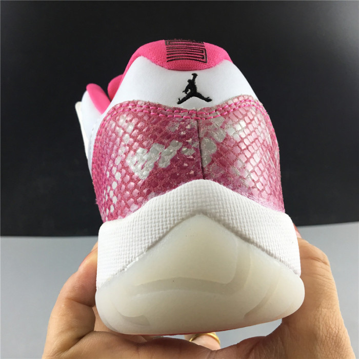 AIR JORDAN 11 RETRO LOW PINK SNAKESKIN(W) (2019) AH7860-106