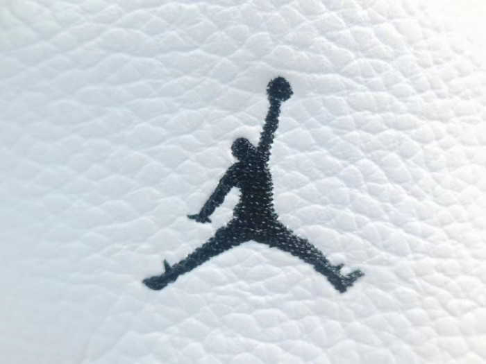 Air Jordan 13 ＂Red Flint＂DJ5982-600