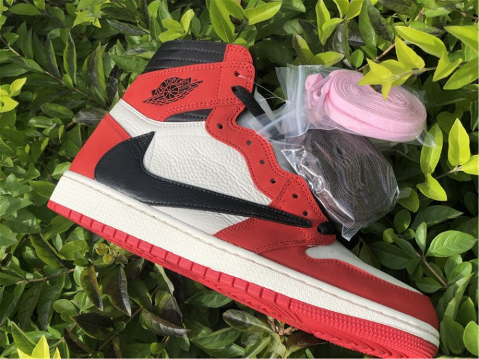 Travis Scott x Air Jordan 1 high Chicago - CD4487-100red