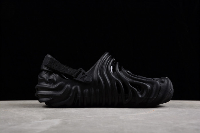 Cr*0*s pollex clog by salehe bembury black