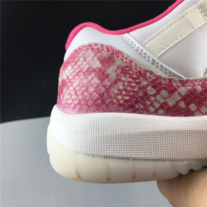 AIR JORDAN 11 RETRO LOW PINK SNAKESKIN(W) (2019) AH7860-106