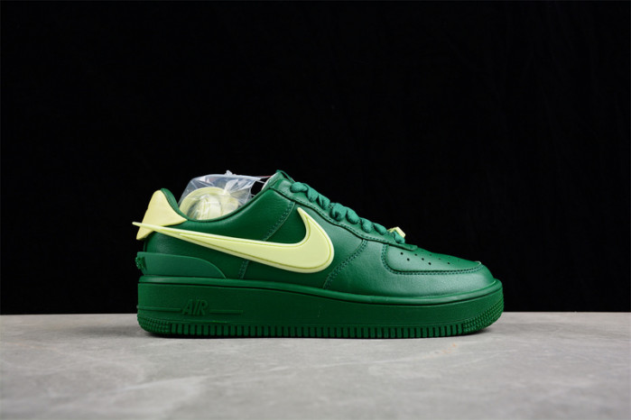 Nike AMBUSH X AIR FORCE 1 LOW 