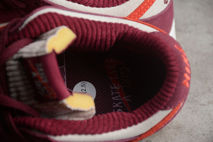 NIKE DUNK LOW X SKATE LIKE GIRL DX4589-600