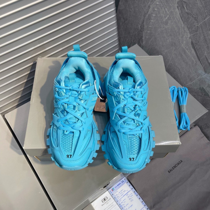 BL Track Sneaker R52