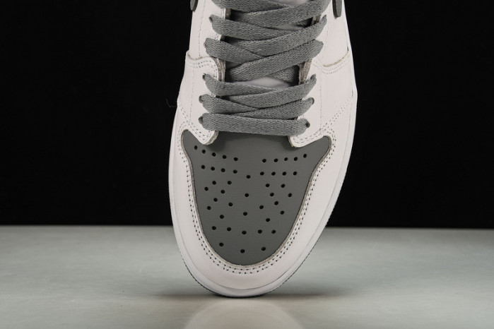 Air Jordan 1 High OG ‘Stealth 555088-037