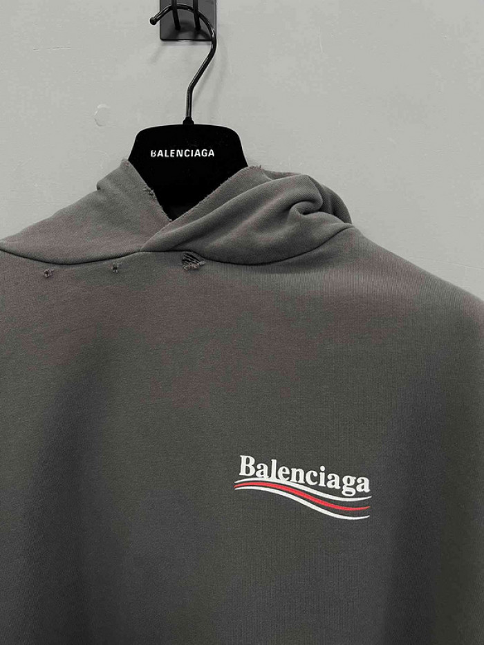 B*ALENCI*GA B024