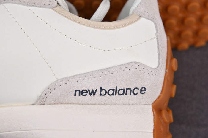 New Balance NB327 A