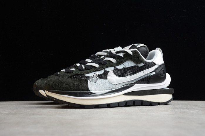 Nike Vaporwaffle sacai Black White - CV1363-001