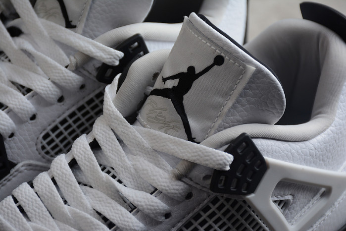 Air Jordan 4 "Military Black" DH6927-111