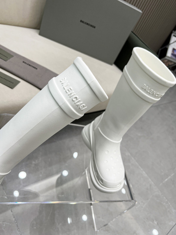 ba*len*cia*ga x Cr*0*s chunky rubber boots