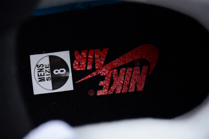 Air Jordan 4 OG “White Cement” 840606-192