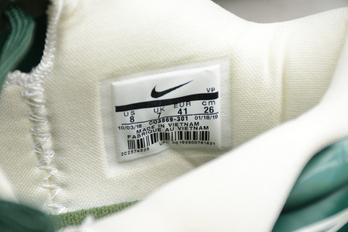 Nike Kobe 4 Protro Undefeated Milwaukee Bucks - CQ3869-301