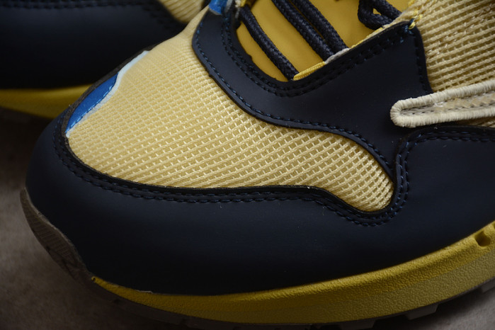 Travis Scott x Nike Air Max 1 DO9392-600