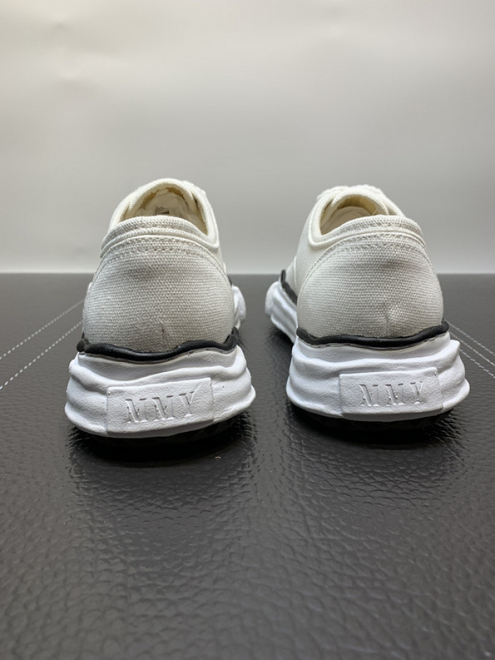 Ma*s*n mihara yasuhiro sneaker mmy-3
