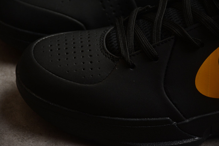 NIKE KOBE 4 PROTRO “BLACK GOLD” FQ3544-001