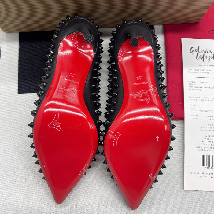 Ch**an louboutin heel