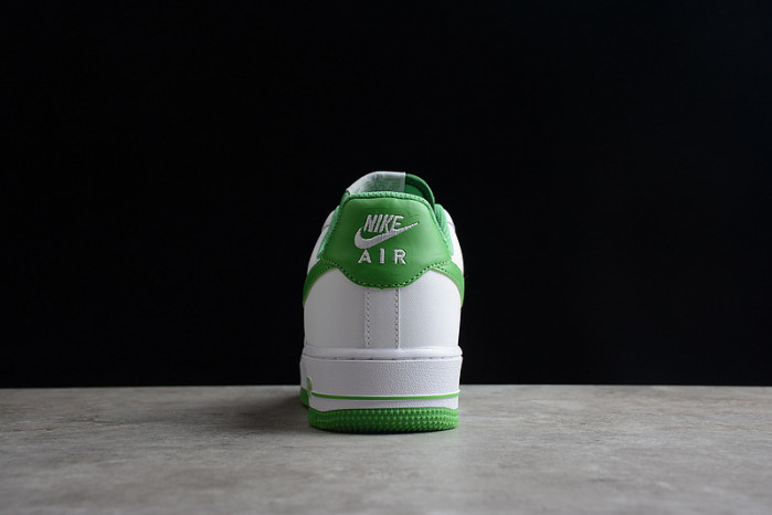 NIKE Air Force 1 DH7561-105