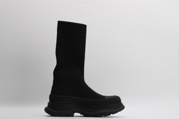 ale*d*r M*Q*en sneakers