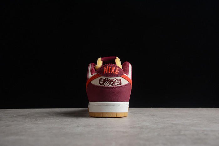 NIKE DUNK LOW X SKATE LIKE GIRL DX4589-600