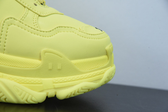 BL TRIPLE S TRAINERS