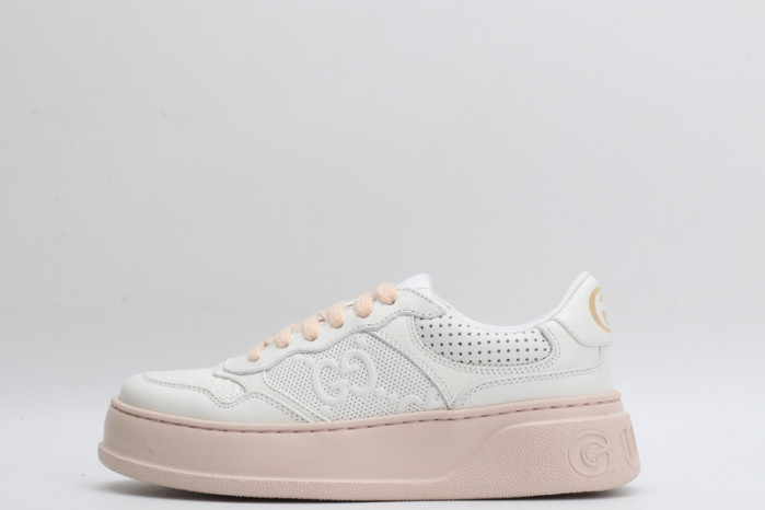 GC LOW-TOP SNEAKER