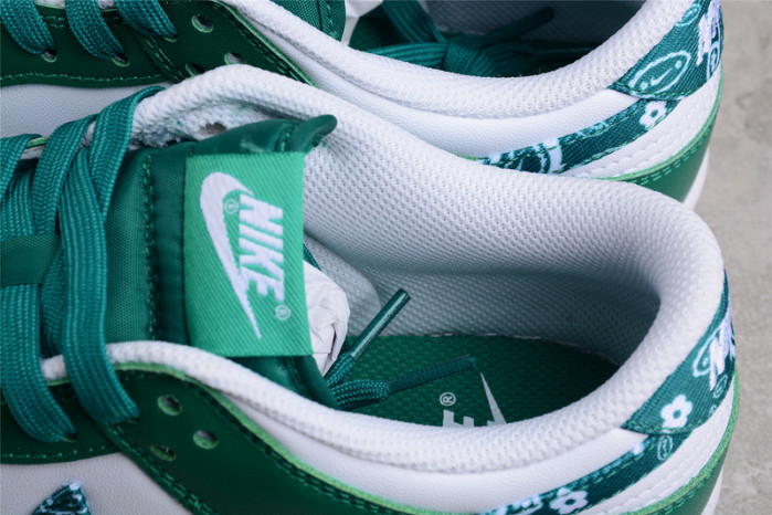 NIKE SB DUNK LOW “GREEN PAISLEY ” DH4401-102