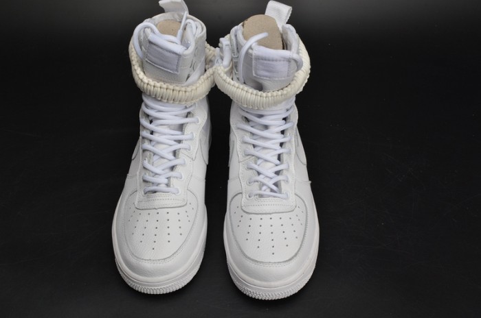 Nike WMNS SF FORCE 1 “Triple White” 903270 100
