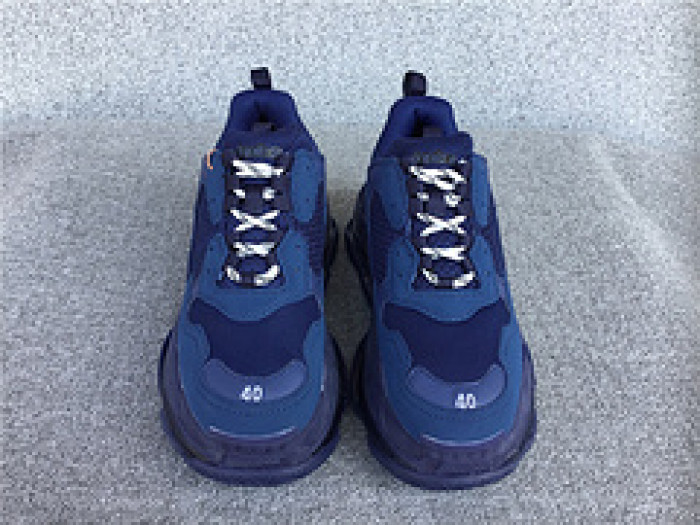 BL TRIPLE TRAINER ‘RED -BLUE ‘ 544351 WO901 4107