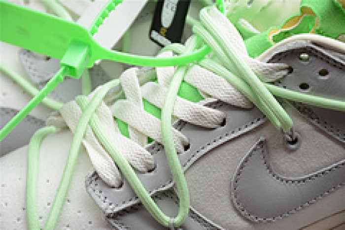 NIKE OW x Nike Dunk Low "THE" DM1602- 108