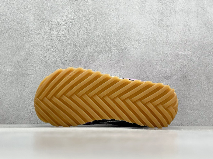 bo*te*ga Ve*ne*ta sneaker bvs-042