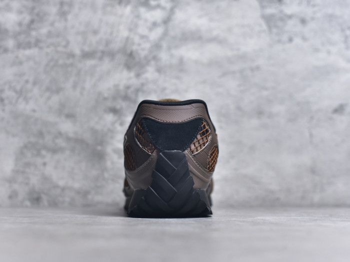 bo*te*ga Ve*ne*ta sneaker bvs-043