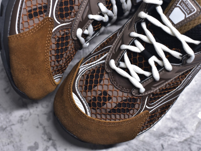 bo*te*ga Ve*ne*ta sneaker bvs-043