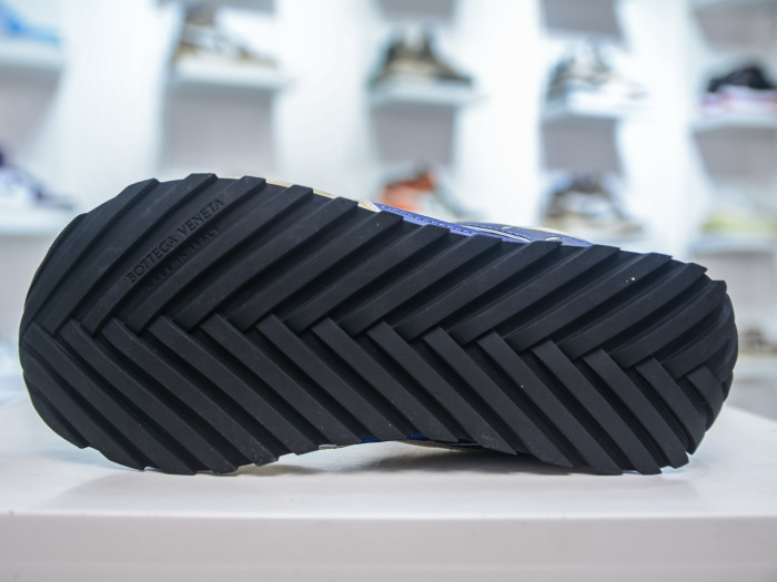 bo*te*ga Ve*ne*ta sneaker bvs-044